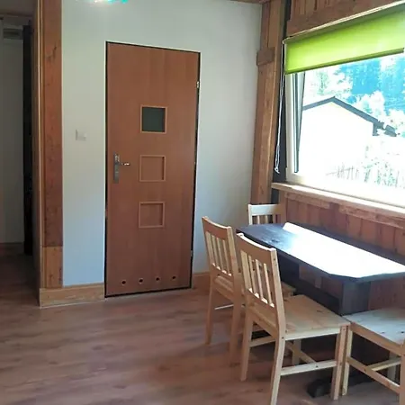 Zbojnicki Ostep-nocleg Trapera 山林小屋 *