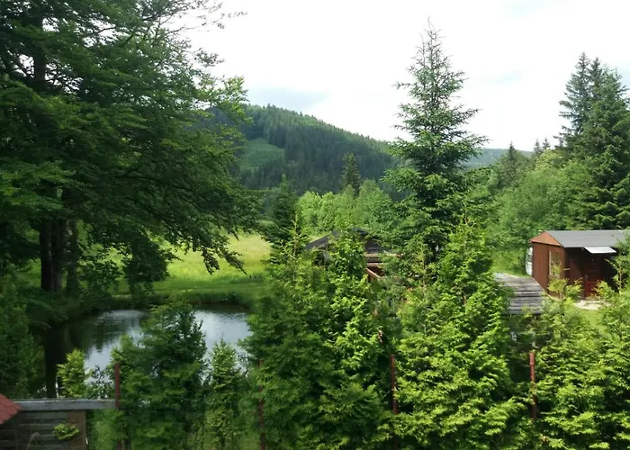 Zbójnicki Ostęp-nocleg Trapera Alojamento de Turismo Selvagem *